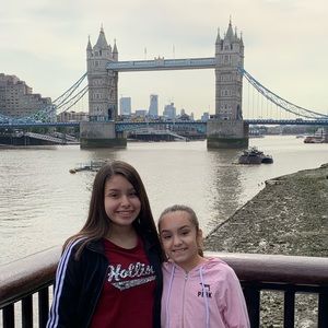 Meet your Posher, Liza